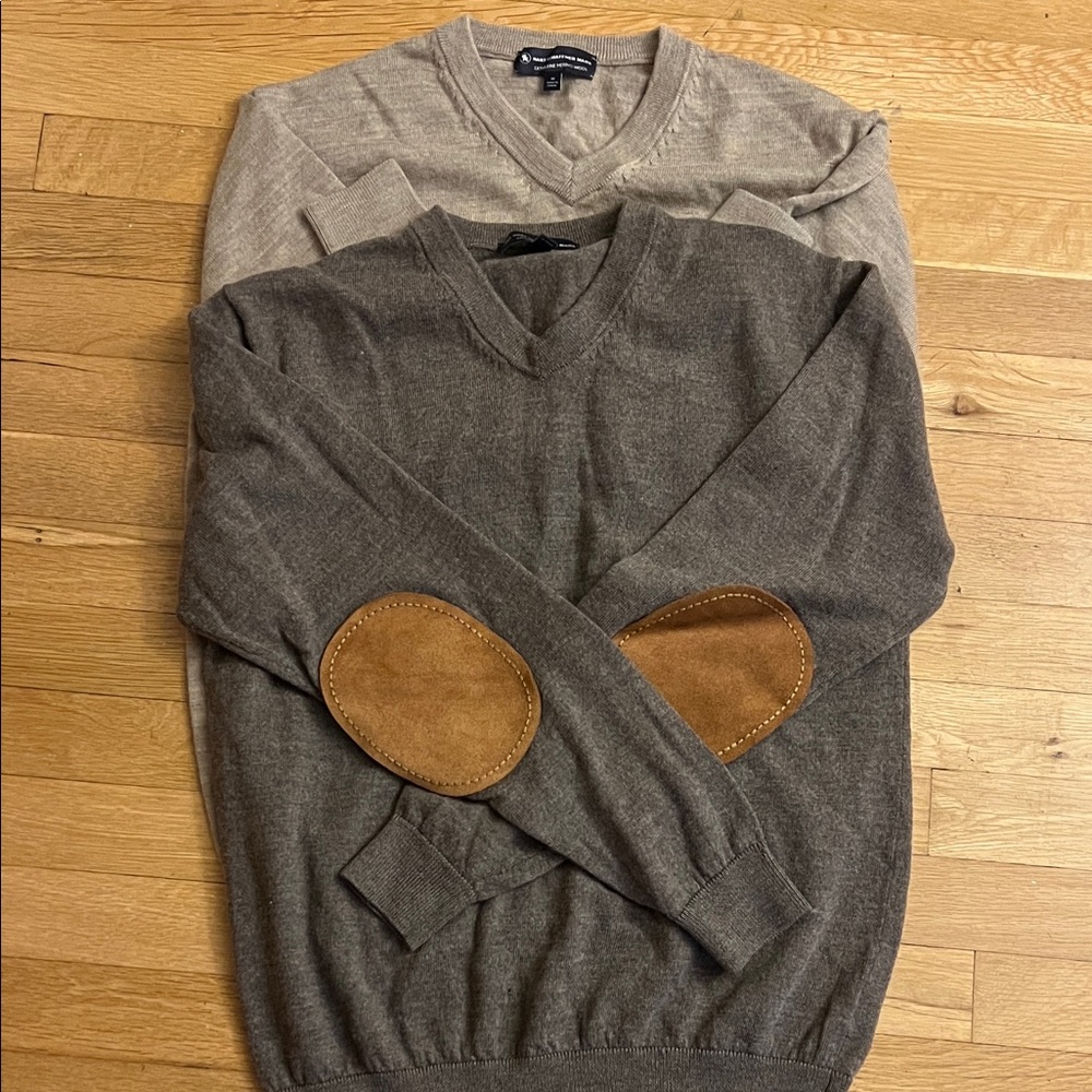 Men's Gray Sweater with Elbow Patches